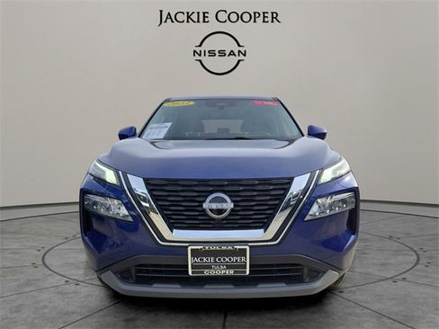 Certified 2023 Nissan Rogue SV image 8