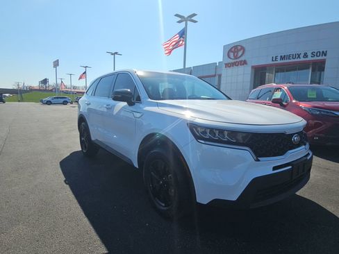 Used 2021 Kia Sorento LX AWD/4WD image 1
