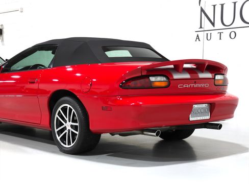Used 2002 Chevrolet Camaro Z28 w/ SS Performance/Appearance Pkg image 28