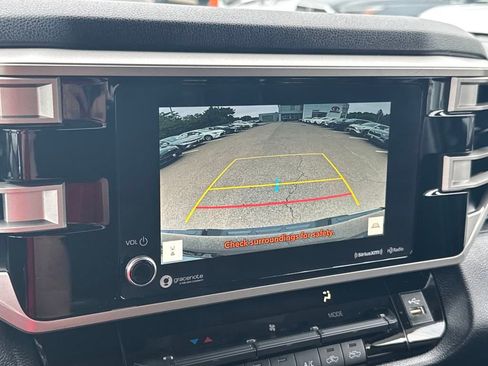 Used 2022 Toyota Tundra SR5 image 4