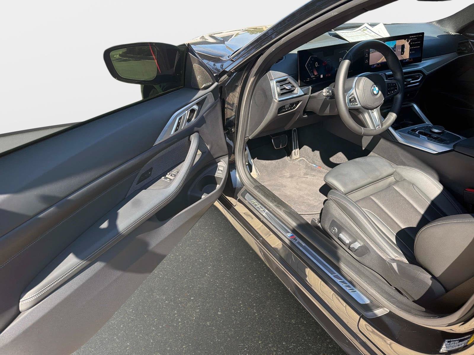 Used 2024 BMW M440i Coupe w/ Premium Package RWD image 11