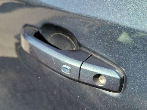 Used 2021 Chevrolet Silverado 1500 RST image 6