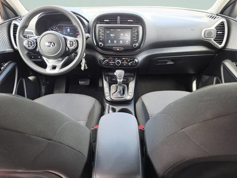 Used 2021 Kia Soul LX FWD image 21