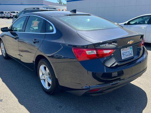 Used 2023 Chevrolet Malibu LS FWD image 6