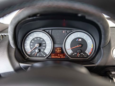 Used 2011 BMW 1 Series M RWD image 23