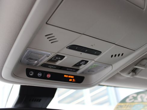 Used 2023 GMC Terrain Denali image 20