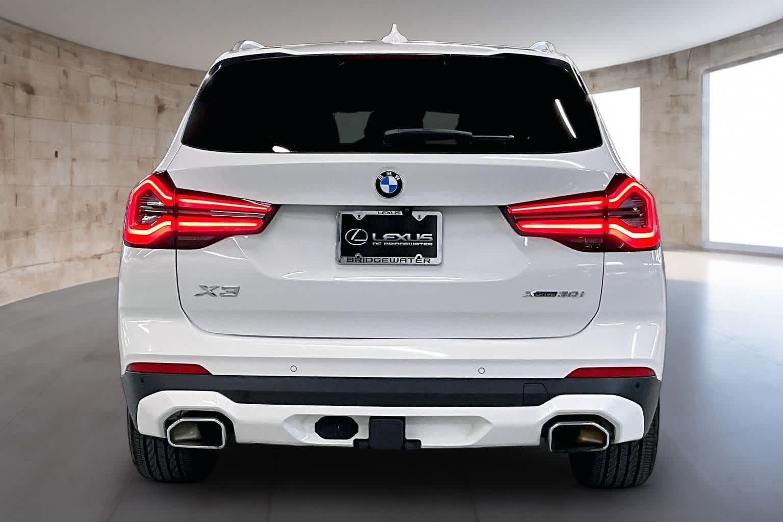 Used 2022 BMW X3 xDrive30i w/ Convenience Package AWD/4WD image 6