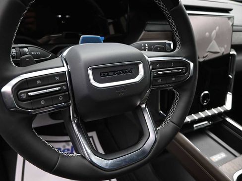 New 2026 GMC Acadia Denali Ultimate AWD/4WD image 12