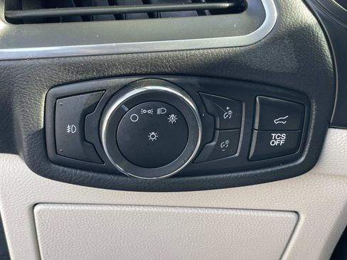 Used 2023 Ford Edge Titanium w/ Class II Trailer Tow Package image 18