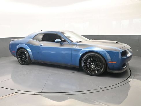 Used 2021 Dodge Challenger R/T Scat Pack RWD image 8