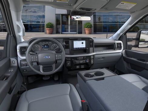 New 2026 Ford F250 XL w/ 360-Degree Camera Package RWD image 9