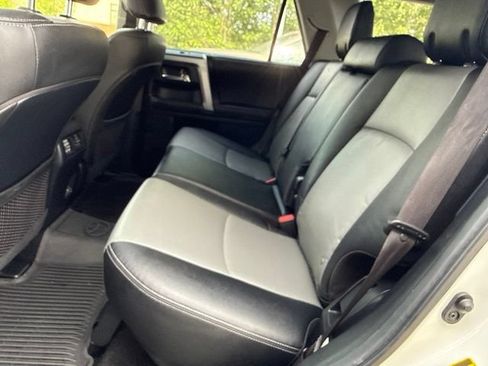 Used 2023 Toyota 4Runner SR5 Premium w/ Moonroof Package AWD/4WD image 21
