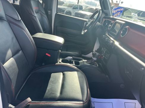 Used 2021 Jeep Wrangler Unlimited Rubicon w/ Cold Weather Group image 31