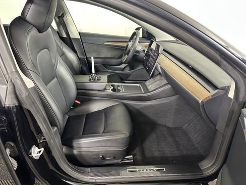 Used 2023 Tesla Model 3 Standard Range image 27