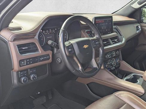 Used 2021 Chevrolet Tahoe High Country AWD/4WD image 9