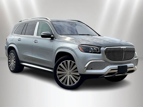 Used 2023 Mercedes-Benz Maybach GLS 600 4MATIC image 3