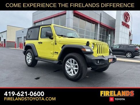 Used 2023 Jeep Wrangler Sport AWD/4WD image 1