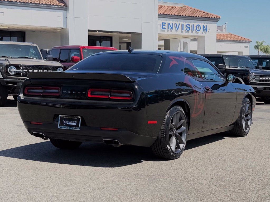Used 2019 Dodge Challenger GT w/ Plus Package RWD image 8