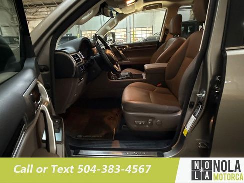 Used 2023 Lexus GX 460 Premium image 17