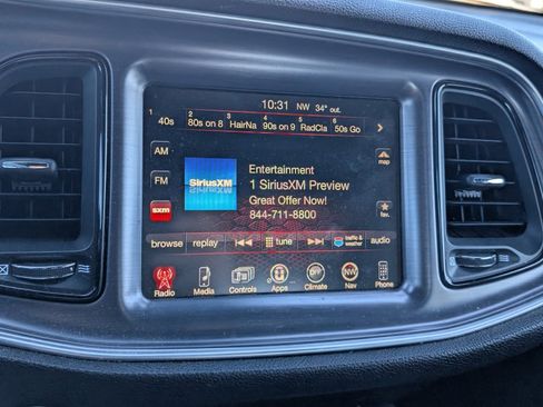 Used 2015 Dodge Challenger R/T image 13