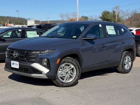 New 2026 Hyundai Tucson SE image 1