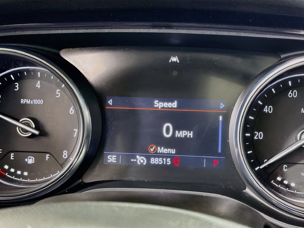 Used 2020 Buick Encore GX Essence w/ Experience Buick Package FWD image 14