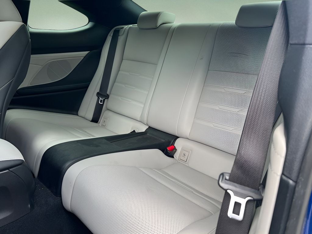 Used 2016 Lexus RC 200t RWD image 15