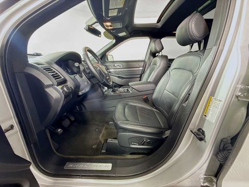 Used 2017 Ford Explorer Limited AWD/4WD image 19
