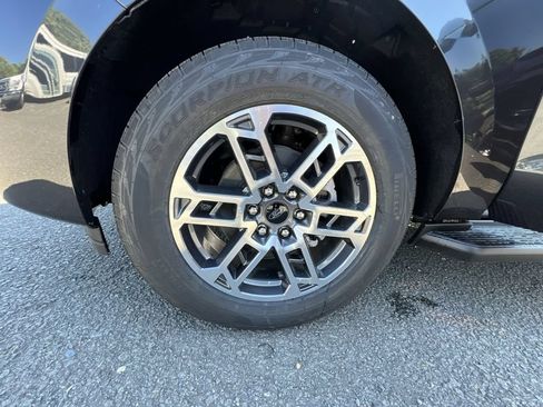 New 2026 Ford Expedition Active AWD/4WD image 20