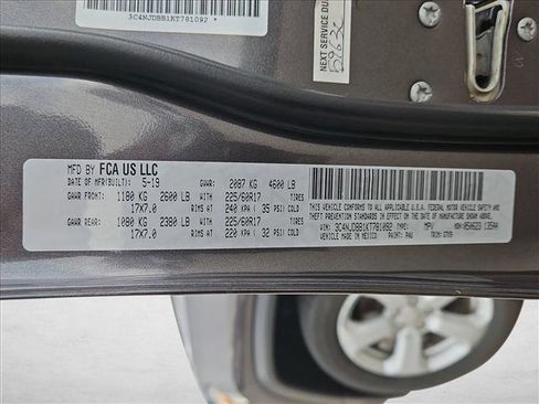 Used 2019 Jeep Compass Latitude w/ Cold Weather Group image 25