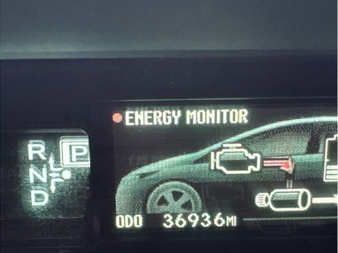 Used 2013 Toyota Prius Three image 23