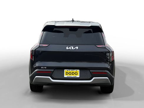New 2026 Kia EV9 Light image 4