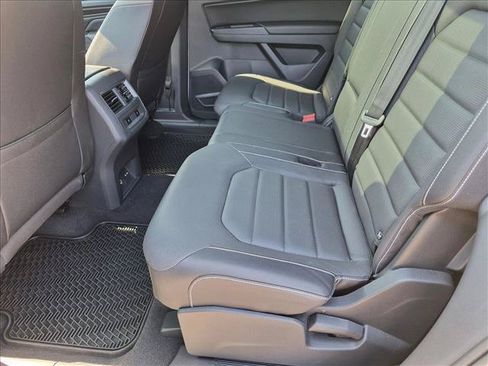 Used 2020 Volkswagen Atlas Cross Sport SEL Premium R-Line AWD/4WD image 19