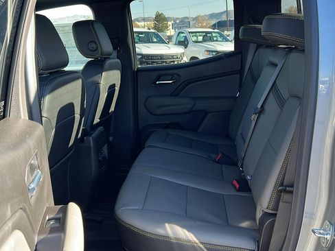 New 2026 Chevrolet Colorado ZR2 w/ Technology Package image 15