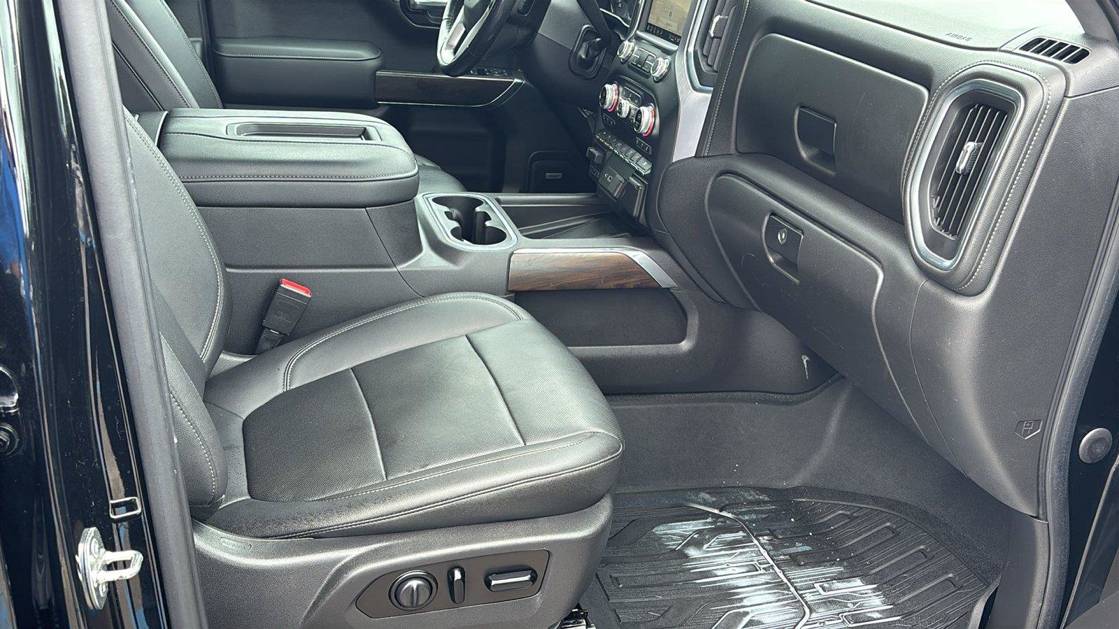 Used 2021 GMC Sierra 1500 SLT RWD image 22