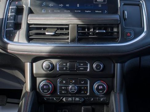 Used 2023 Chevrolet Suburban RST w/ Luxury Package image 18