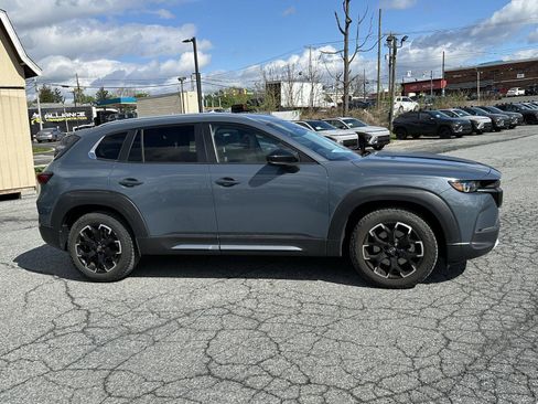 Used 2023 MAZDA CX-50 Meridian Edition image 9