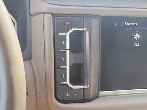 Used 2021 GMC Yukon XL Denali RWD image 29