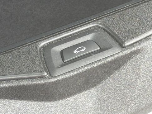 Used 2026 BMW X5 xDrive40i AWD/4WD image 33