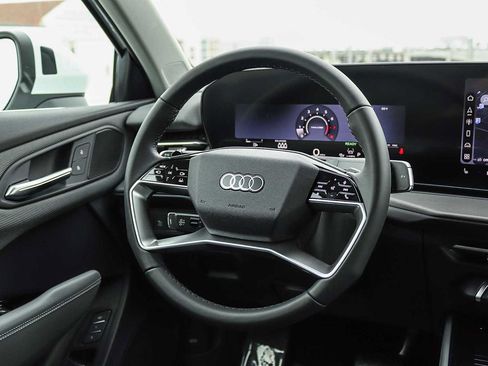 New 2026 Audi Q3 quattro 2.0T AWD/4WD image 20
