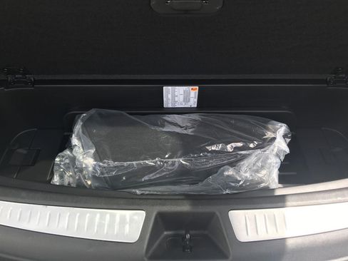 Used 2024 Cadillac XT6 Sport w/ LPO, Onyx Lite Package AWD/4WD image 80