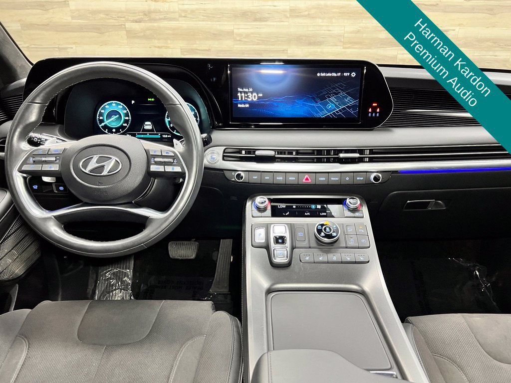 Used 2025 Hyundai Palisade Calligraphy AWD/4WD image 2