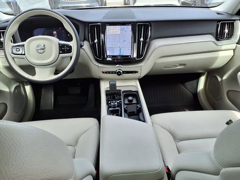 Certified 2023 Volvo XC60 B5 Plus w/ Protection Package Premier image 16