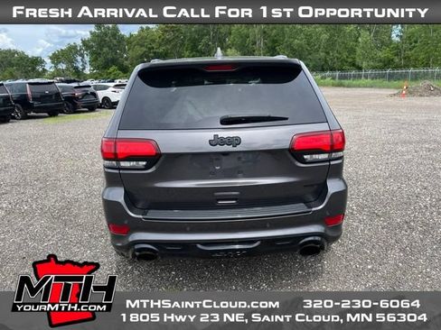 Used 2019 Jeep Grand Cherokee SRT AWD/4WD image 9