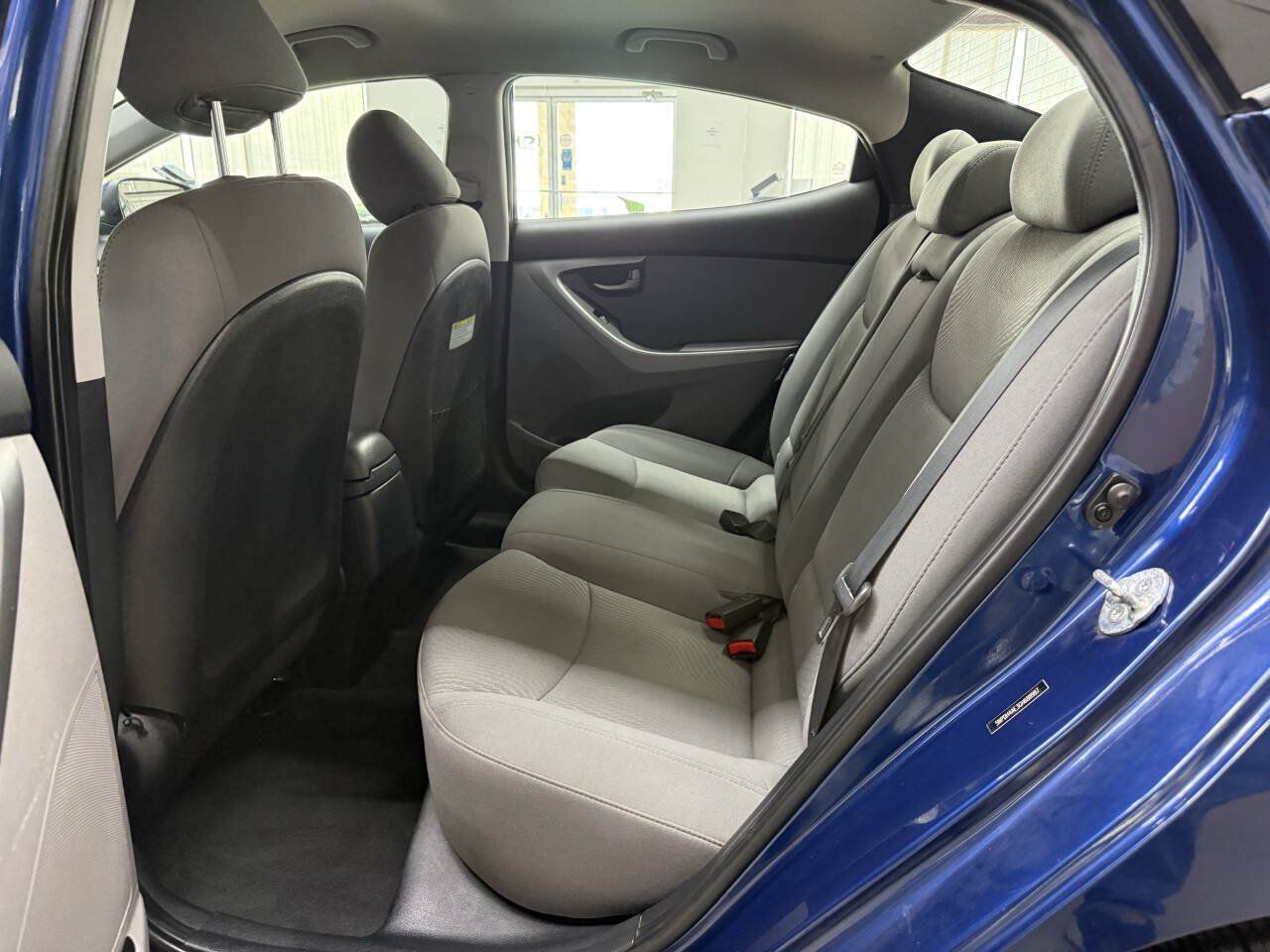 Used 2016 Hyundai Elantra SE w/ Option Group 02 FWD image 13