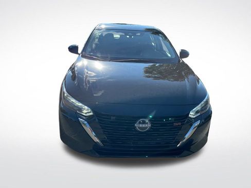 Used 2024 Nissan Sentra SR image 2