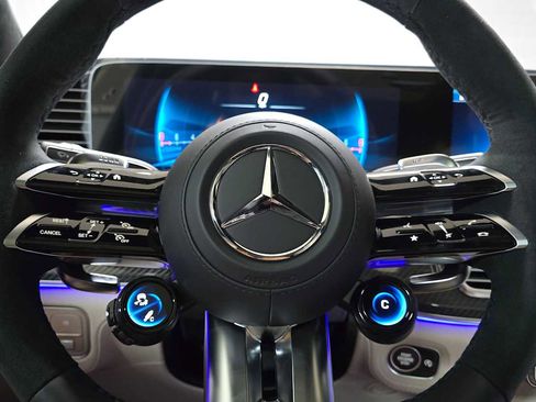 New 2026 Mercedes-Benz GLE 63 AMG S image 26