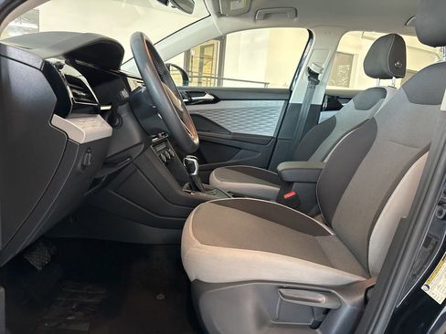 Used 2024 Volkswagen Taos S FWD image 8