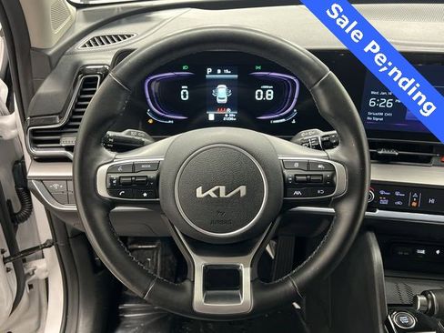 Used 2023 Kia Sportage EX image 7