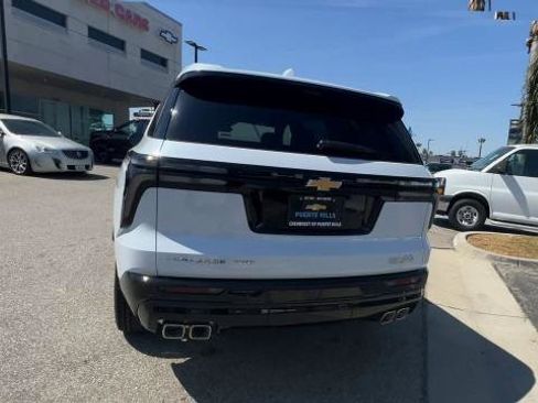 New 2026 Chevrolet Traverse High Country AWD/4WD image 7